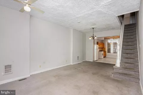 Living - 2419 E Oliver St, Baltimore, MD 21213 photo 4 of 4