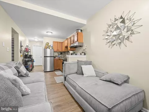 925 Bennett Pl, Baltimore, MD 21223 photo 6