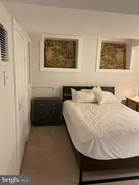 Bedroom - 2127 E Baltimore St, Baltimore, MD 21231 photo 3 of 3
