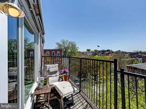 Exterior - 2127 E Baltimore St, Baltimore, MD 21231 photo 2 of 5