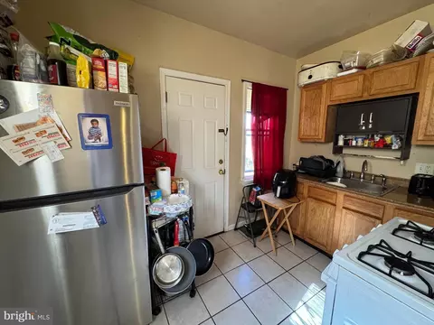 7118 Park Heights Ave, Baltimore, MD 21215 photo 5