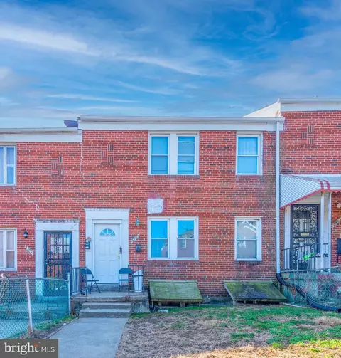 3707 W Franklin St, Baltimore, MD 21229