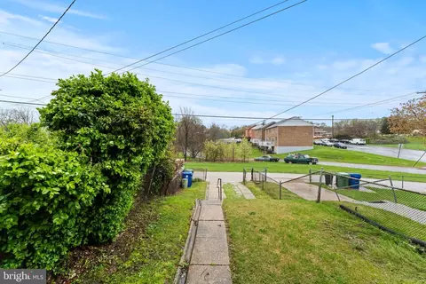 Exterior - 5566 Whitby Rd, Baltimore, MD 21206 photo 2 of 3