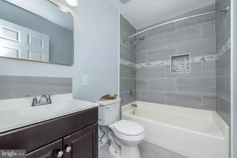 Bath - 1127 N Stricker St, Baltimore, MD 21217 photo 2 of 3