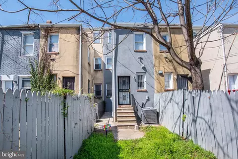 Exterior - 1127 N Stricker St, Baltimore, MD 21217 photo 2 of 4