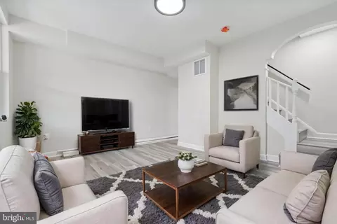 3236 Kenyon Ave, Baltimore, MD 21213 photo 4