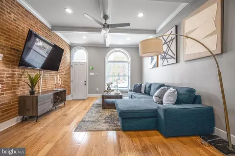 117 W Clement St, Baltimore, MD 21230 photo 4