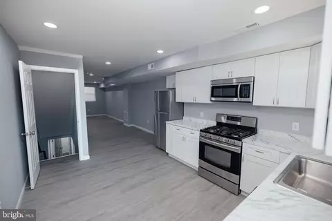 1621 Cliftview Ave, Baltimore, MD 21213 photo 4