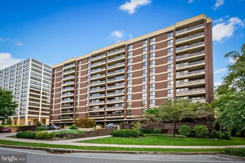 4100 N Charles St #414, Baltimore, MD 21218