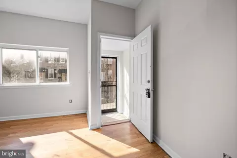 414 W 23rd St, Baltimore, MD 21211 photo 2