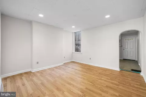 414 W 23rd St, Baltimore, MD 21211 photo 5