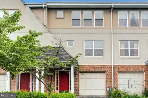 5221 Tabard Ct, Baltimore, MD 21212