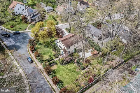 View/Area - 2244 Crest Rd, Baltimore, MD 21209 photo 5 of 5