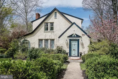 2244 Crest Rd, Baltimore, MD 21209