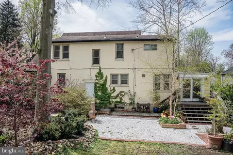 Exterior - 2244 Crest Rd, Baltimore, MD 21209 photo 8 of 17