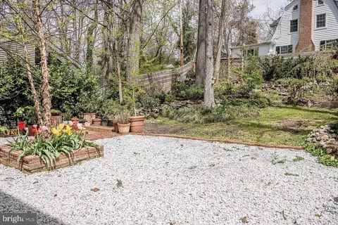 Exterior - 2244 Crest Rd, Baltimore, MD 21209 photo 15 of 17