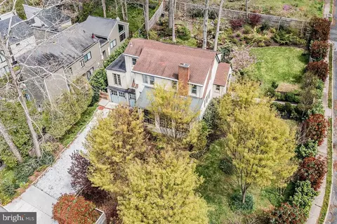 View/Area - 2244 Crest Rd, Baltimore, MD 21209 photo 3 of 5