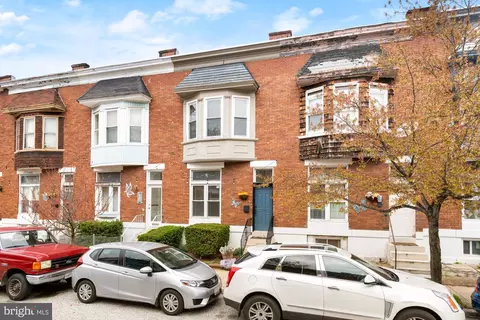 328 E Lorraine Ave, Baltimore, MD 21218 photo 3