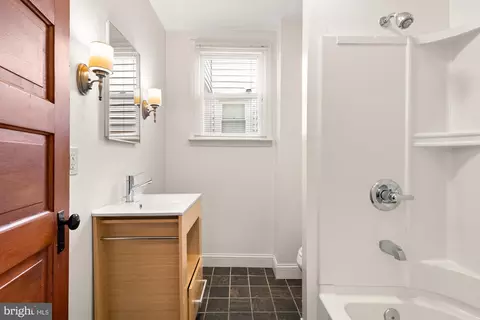328 E Lorraine Ave, Baltimore, MD 21218 photo 29