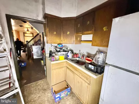 3002 Rayner Ave, Baltimore, MD 21216 photo 3