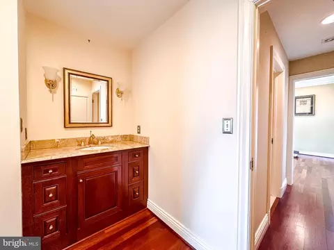 10 E Lee St #2609, Baltimore, MD 21202 photo 15