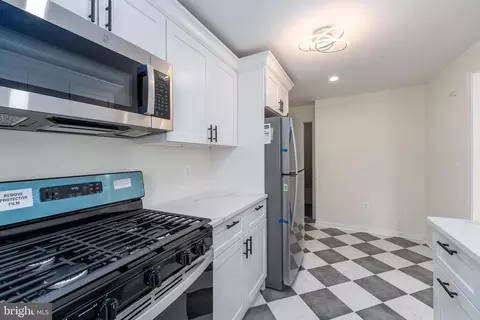 Kitchen - 5910 Laclede Rd, Baltimore, MD 21206 photo 1 of 1