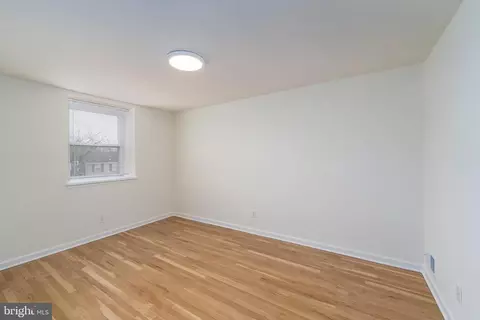 Bedroom - 5910 Laclede Rd, Baltimore, MD 21206 photo 1 of 8