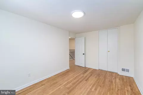 Bedroom - 5910 Laclede Rd, Baltimore, MD 21206 photo 5 of 8