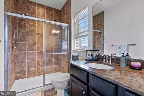 Bath - 834 Oldham St, Baltimore, MD 21224 photo 1 of 3
