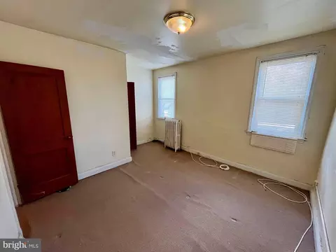 Bedroom - 43 Talbott St, Baltimore, MD 21225 photo 2 of 2