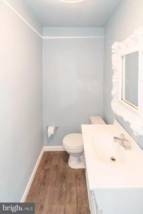 Bath - 222 S Gilmor St, Baltimore, MD 21223 photo 4 of 4