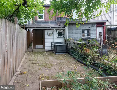Exterior - 222 S Gilmor St, Baltimore, MD 21223 photo 2 of 3