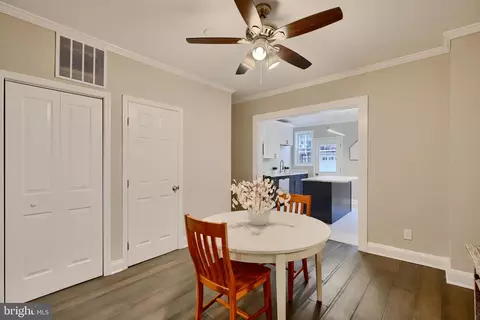 Entry Way - 809 Oldham St S, Baltimore, MD 21224 photo 2 of 7