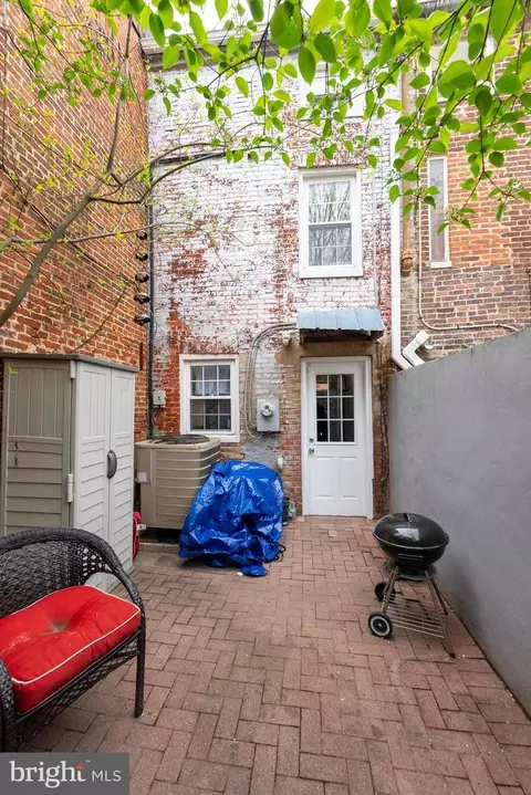 Exterior - 1812 Lancaster St, Baltimore, MD 21231 photo 5 of 8