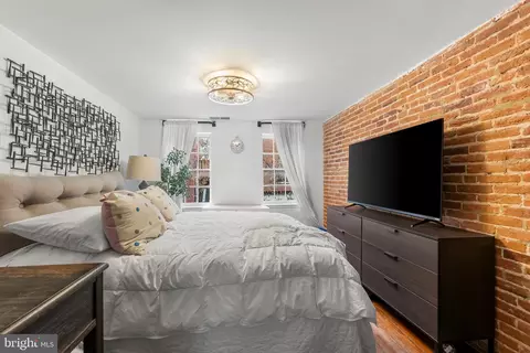 Bedroom - 1812 Lancaster St, Baltimore, MD 21231 photo 1 of 6