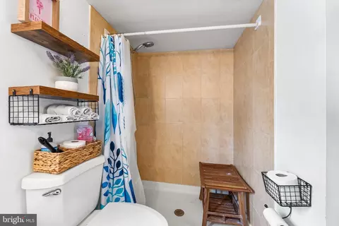 Bath - 1812 Lancaster St, Baltimore, MD 21231 photo 2 of 3
