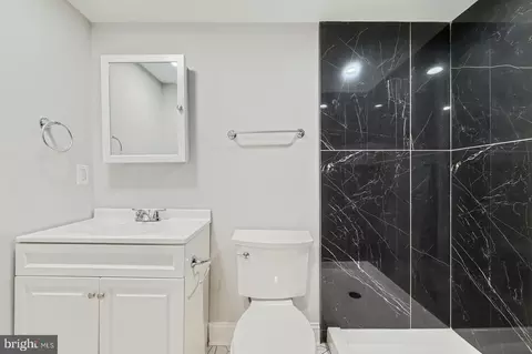 Bath - 109 Denison St, Baltimore, MD 21229 photo 2 of 2