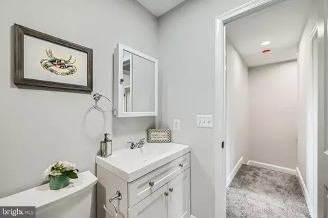 Entry Way - 109 Denison St, Baltimore, MD 21229 photo 1 of 1