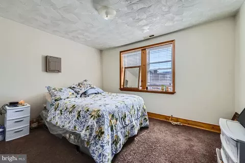 Bedroom - 147 Denison St, Baltimore, MD 21229 photo 1 of 3