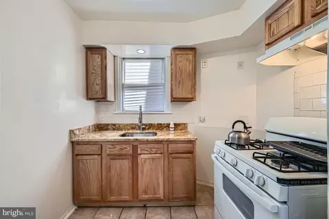 Kitchen - 147 Denison St, Baltimore, MD 21229 photo 1 of 2