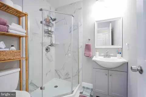 521 S Macon St, Baltimore, MD 21224 photo 17