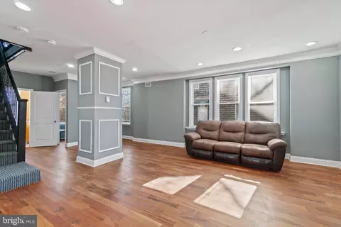 Living - 4811 Laurel Ave, Baltimore, MD 21215 photo 2 of 2