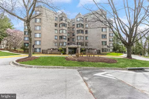 3041 Fallstaff Rd #502D, Baltimore, MD 21209 photo 2