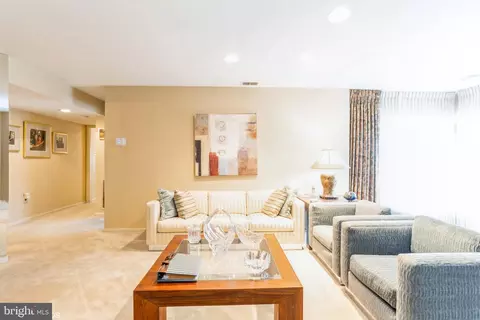 3041 Fallstaff Rd #502D, Baltimore, MD 21209 photo 9