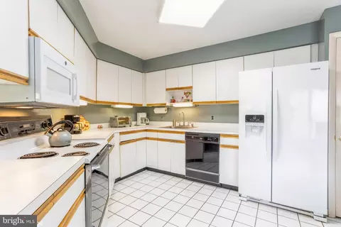 3041 Fallstaff Rd #502D, Baltimore, MD 21209 photo 18