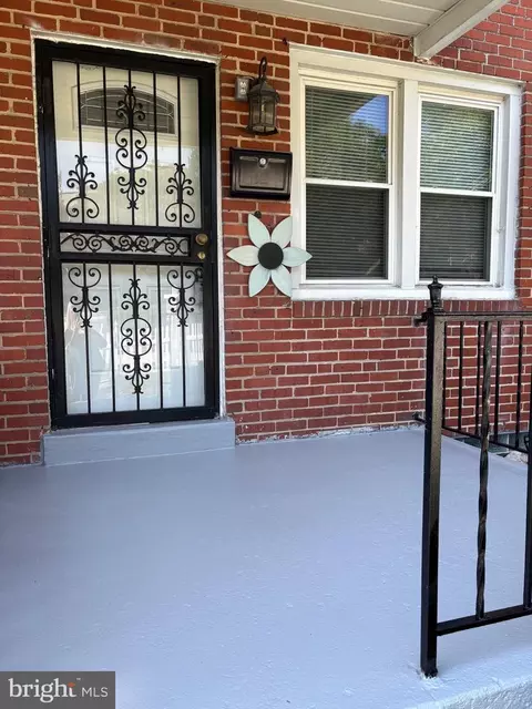 Exterior - 3541 Benzinger Rd, Baltimore, MD 21229 photo 3 of 5