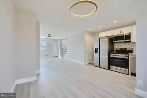4110 Glenhunt Rd, Baltimore, MD 21229