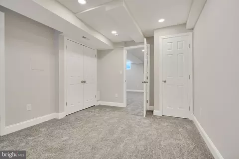 4110 Glenhunt Rd, Baltimore, MD 21229 photo 18