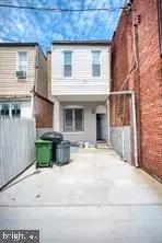 Entry Way - 2325 E Preston St, Baltimore, MD 21213 photo 4 of 8