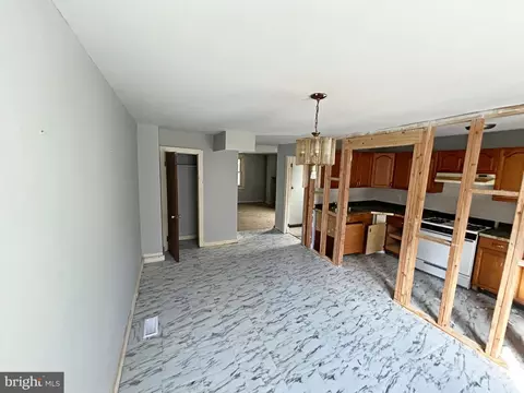 Living - 5423 Jonquil Ave, Baltimore, MD 21215 photo 2 of 2